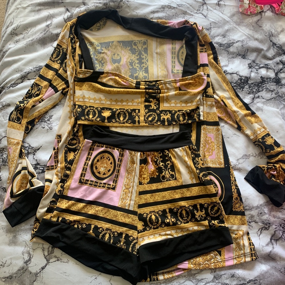 Fashion Nova 3 - Piece set